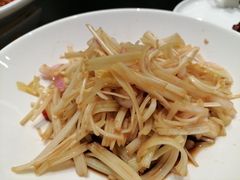 -九尊食上(生态园林酒店)