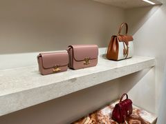 -CELINE(尚嘉中心店)