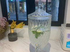 -Fridi Patisserie Cafe