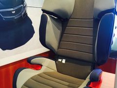 -青岛鸿发智越领克新能源中心