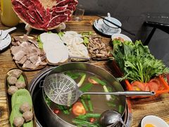 -刘少华贵州小黄牛·鲜牛肉火锅(总店)