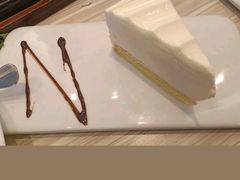 -必胜客(新中纬店)