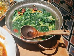 -吃饭皇帝大土家民族菜(正大广场店)