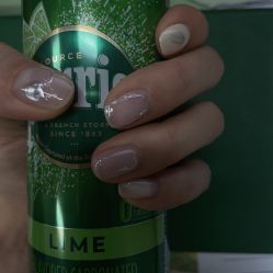 -杨美丽·美甲美睫