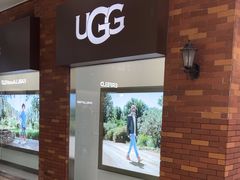 -UGG(燕莎奥特莱斯购物中心店)