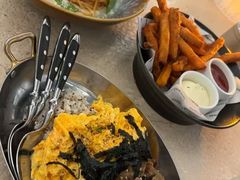 -玲婧胡同·生日蛋糕·餐厅(嘉里城店)