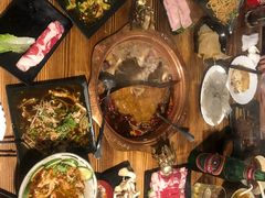 -江湖餐厅–重庆九宫格老火锅