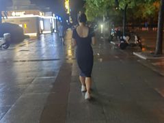 -lululemon(比斯特购物村店)