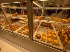 -好利来(上海长宁龙之梦店)