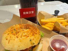 -必胜客(松雷店)