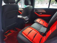 -上海星瀚奔驰4S店(红柳路店)