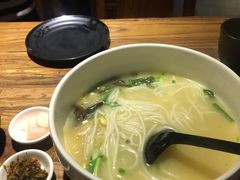 传统过桥米线之秀才米线-茶花妹子云南餐厅(北大店)