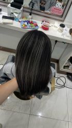 -镁连社·美联社