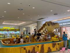 -绿宝广场