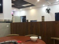 大堂-阿波潮汕牛肉火锅·汤粉面(拱北店)