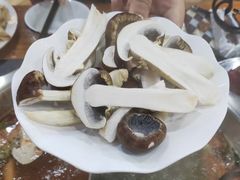 -佳荣老五生态牛肉馆