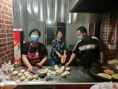 -安工大饼庞家肉饼