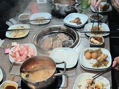 -金滏山烤肉·海鲜·火锅自助餐厅(襄阳万达店)
