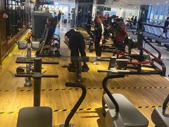 -银吉姆健身(恒隆馆)