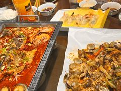 -东来菜馆•手抓海鲜家常菜•海鲜锅贴