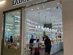 -ladurée(戴高乐机场T 2F店)