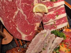 -轻烧烤肉(光谷步行街店)