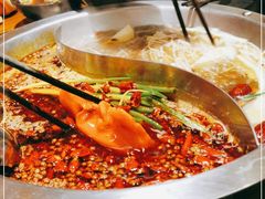 -沸炉重庆老火锅(军事博物馆店)