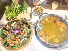 -野菌王•养生汤锅•野生菌火锅(大理漾濞路店)