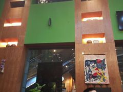 -香巴拉云南餐厅(华莱坞店)