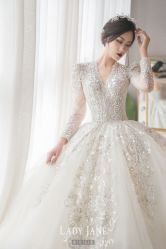 -Lady  Jane高端婚纱礼服馆