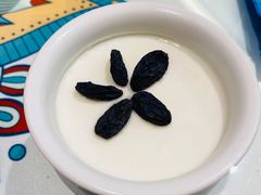 古丽自制酸奶-楼兰古丽·新疆菜(大唐西市店)