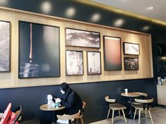 大堂-星巴克(青浦宝龙店)