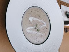 鲜菌蘑菇浓汤-乔泰勒JOETYLER西餐厅(曲江店)