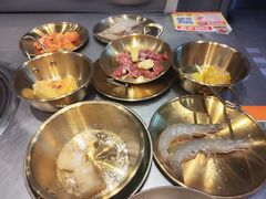 -哈哈碳都·牛肋条无限自助烤肉(台江万达店)