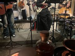 -南锣鼓巷吉他吧(鼓楼店)