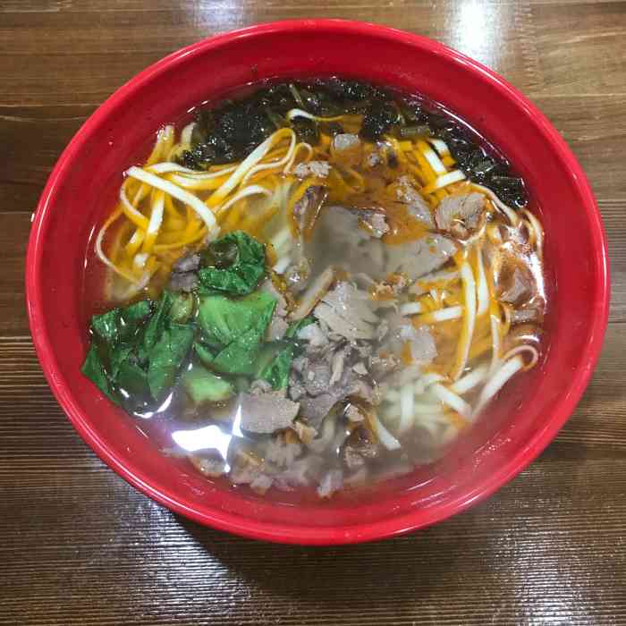 百味陈牛肉汤-"粮道街新开的店,就在熊太婆旁边,制作方式.