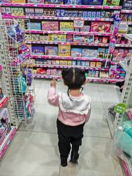 -玩具反斗城(万象汇店)