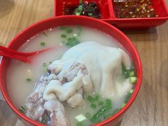 -张太婆老妈蹄花川菜馆·中华餐饮老字号(望平街店)