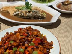 -小船渔村•大连菜•大连焖鱼(黄河路店)