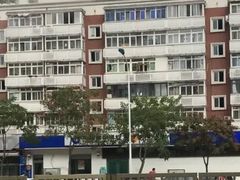 -医科大学游泳馆