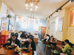 大堂-柳大厨螺蛳粉(人民路总店)