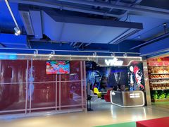 -VR+乐园·VR电竞·家庭亲子·密室逃脱·轰趴团建