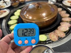 -阿山卓·野生菌火锅·纳西火塘烤肉