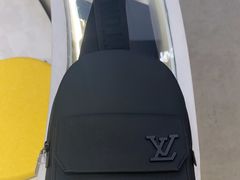 -六六奢品·vintage中古·回收二手奢侈品包包手表首饰(环球港店)