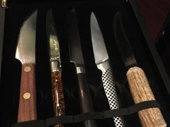 -恰餐厅及酒吧 CHAR Bar & Grill (北京丽都皇冠假日店)