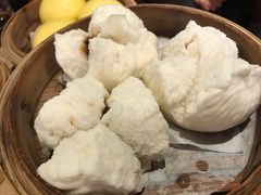 蜜汁叉烧包-点都德(大茶楼店)