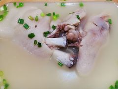 -雷祖芳老妈蹄花店