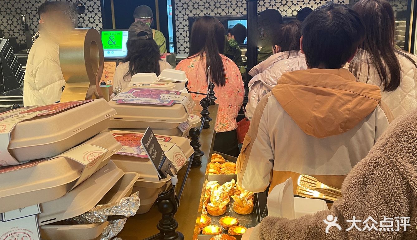 啥子火爆魔都的面包店，你永远不知道里面有多挤‼️