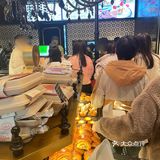 啥子火爆魔都的面包店，你永远不知道里面有多挤‼️