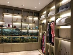 -杭州西湖湖滨银泰亚朵酒店